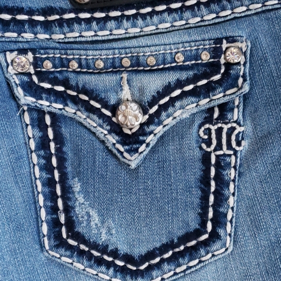 Miss Me Jean's.  Size 30. - Picture 6 of 6